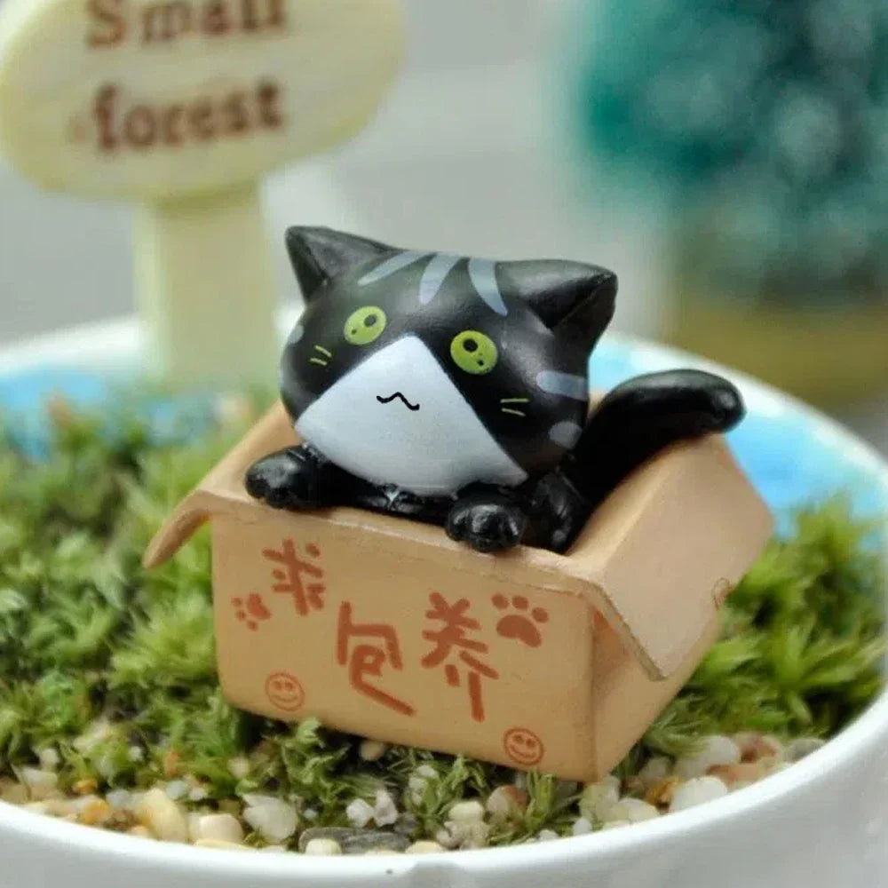Kawaii Mini Cat Garden Figurine